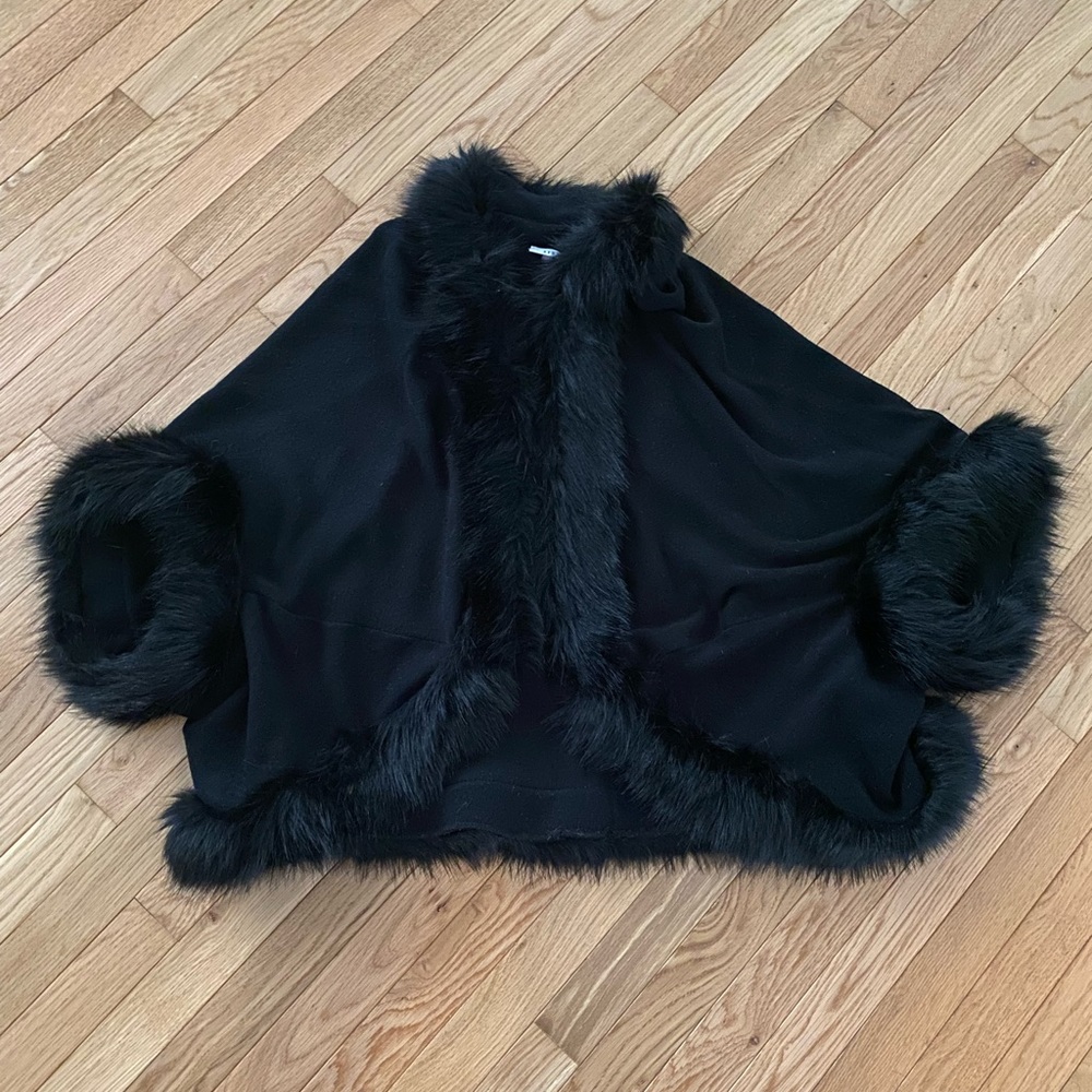 Black Faux Fur Trimmed Sweater/Shawl